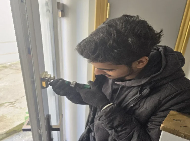 Lockout Locksmiths Alarms Home Security